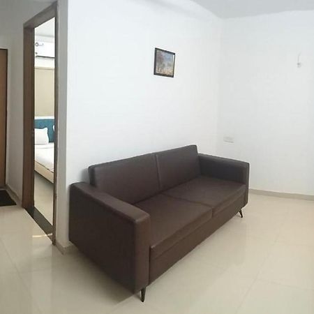 Hotel Royal Night Daman Exterior foto
