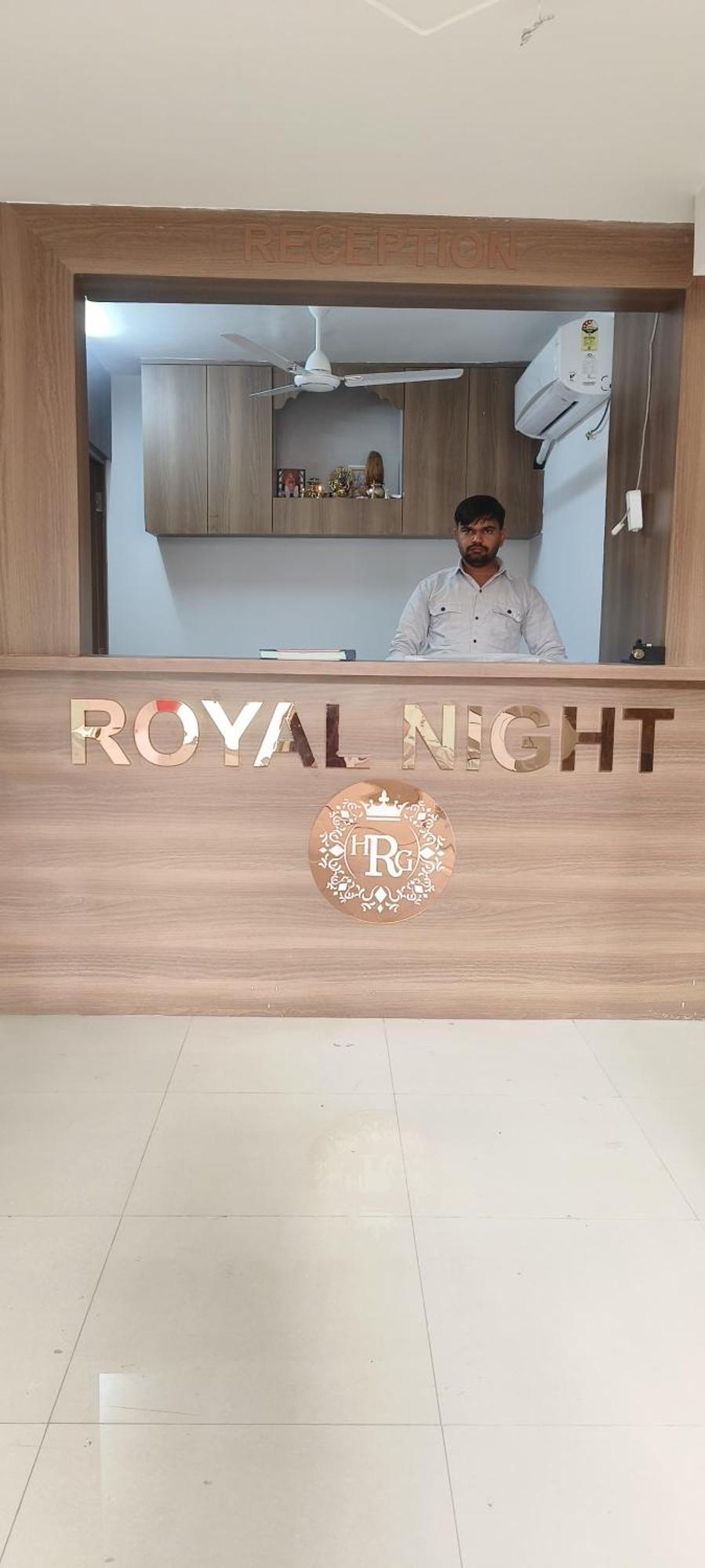 Hotel Royal Night Daman Exterior foto