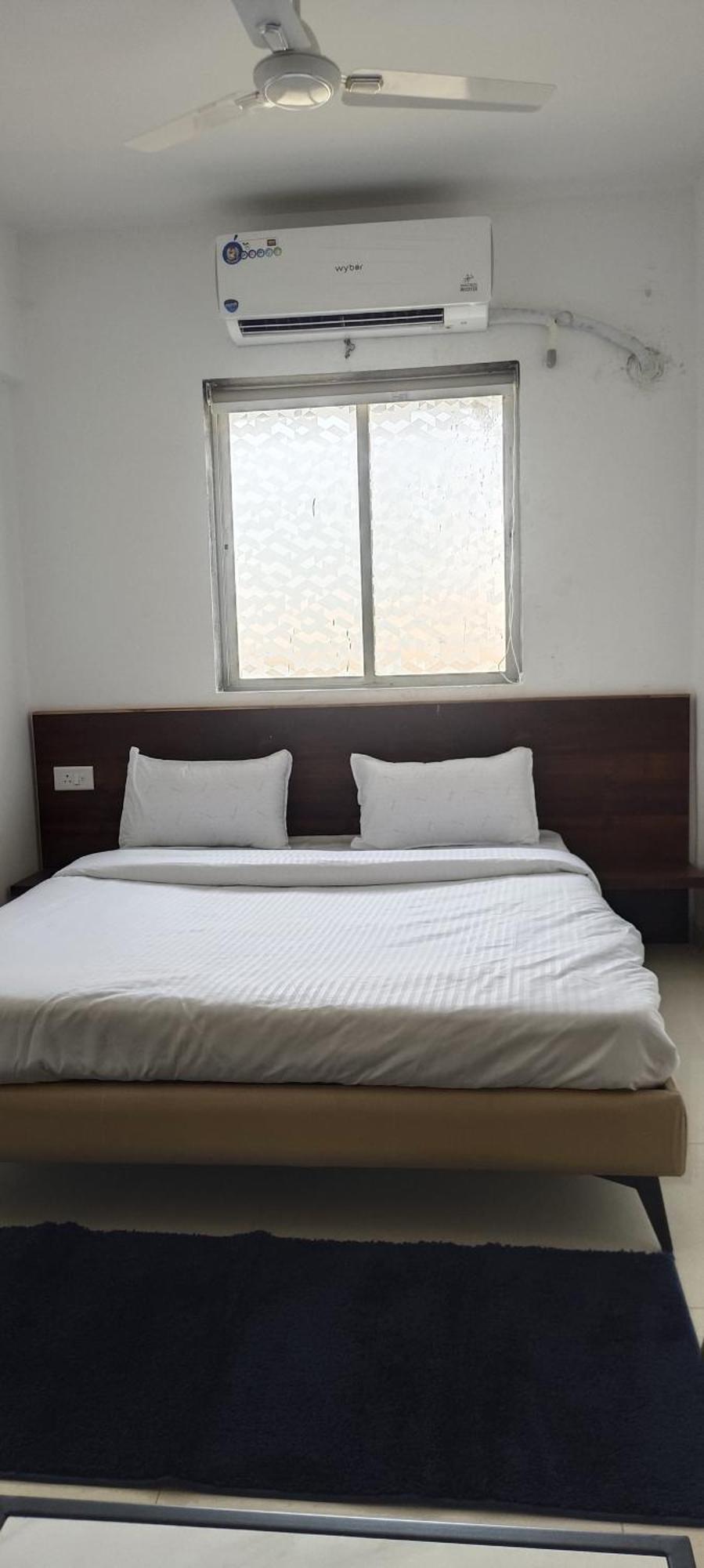 Hotel Royal Night Daman Exterior foto